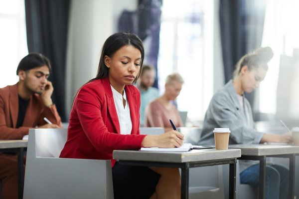 Formation management annecy : développez vos compétences manageriales